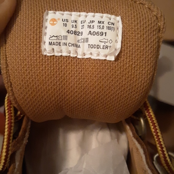 Childrens Timberlands - Picture 3 of 7